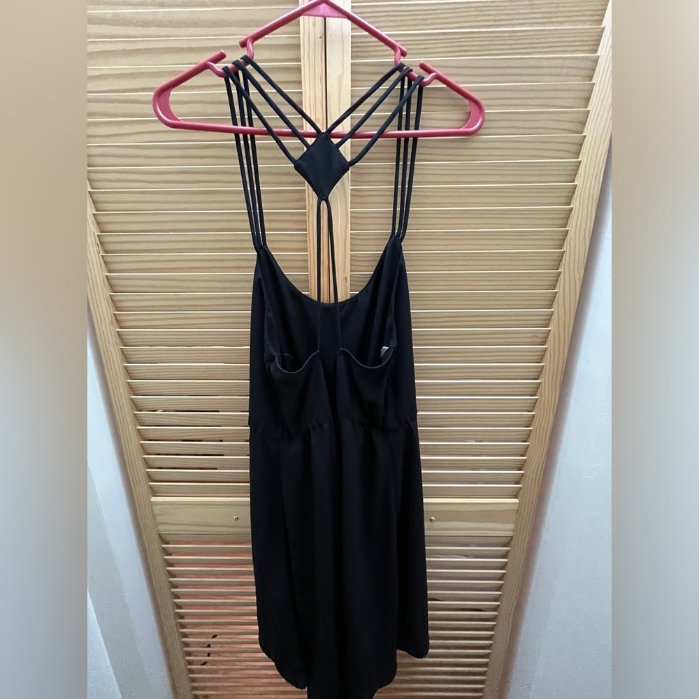 Solemio strapy/open back dress